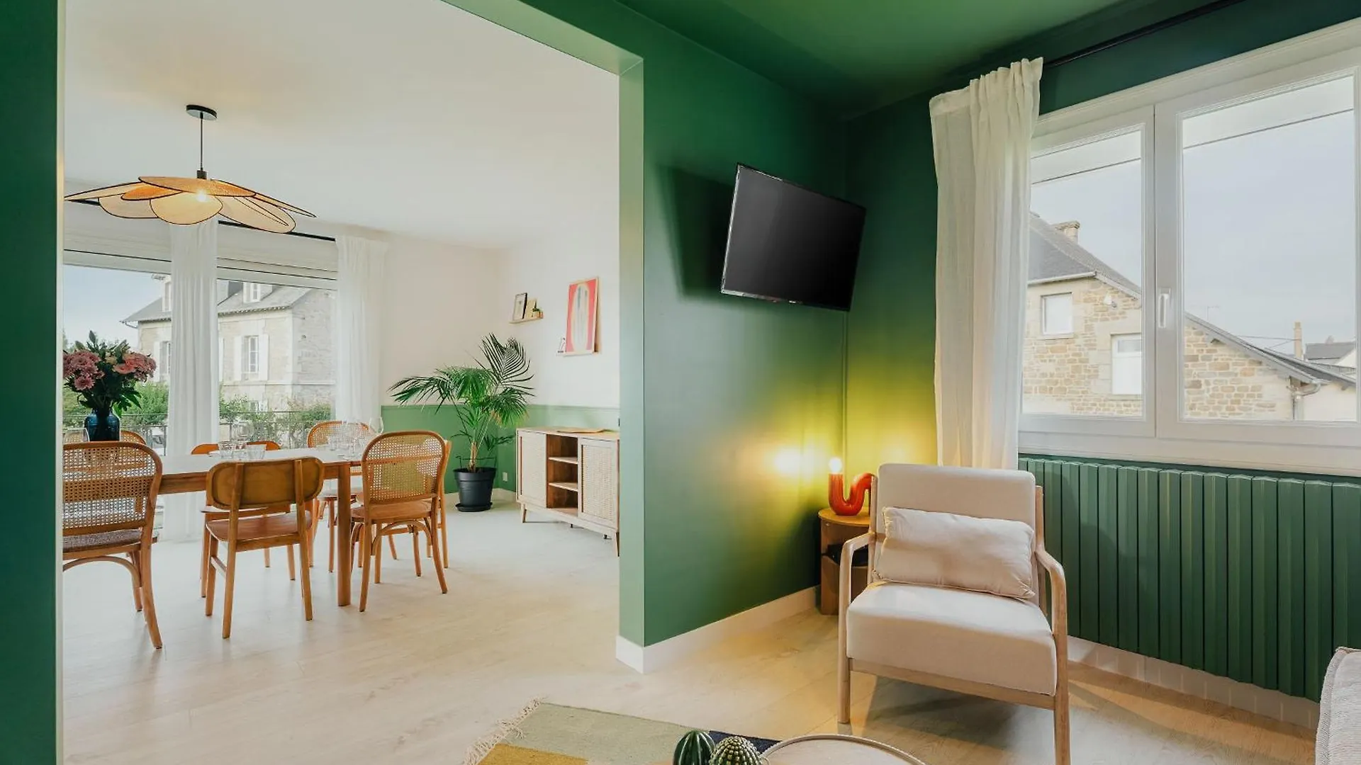 Maison 12 Personnes, Grand Jardin, Proche Plages, Animaux Acceptes Par Maison Elanore Pleurtuit